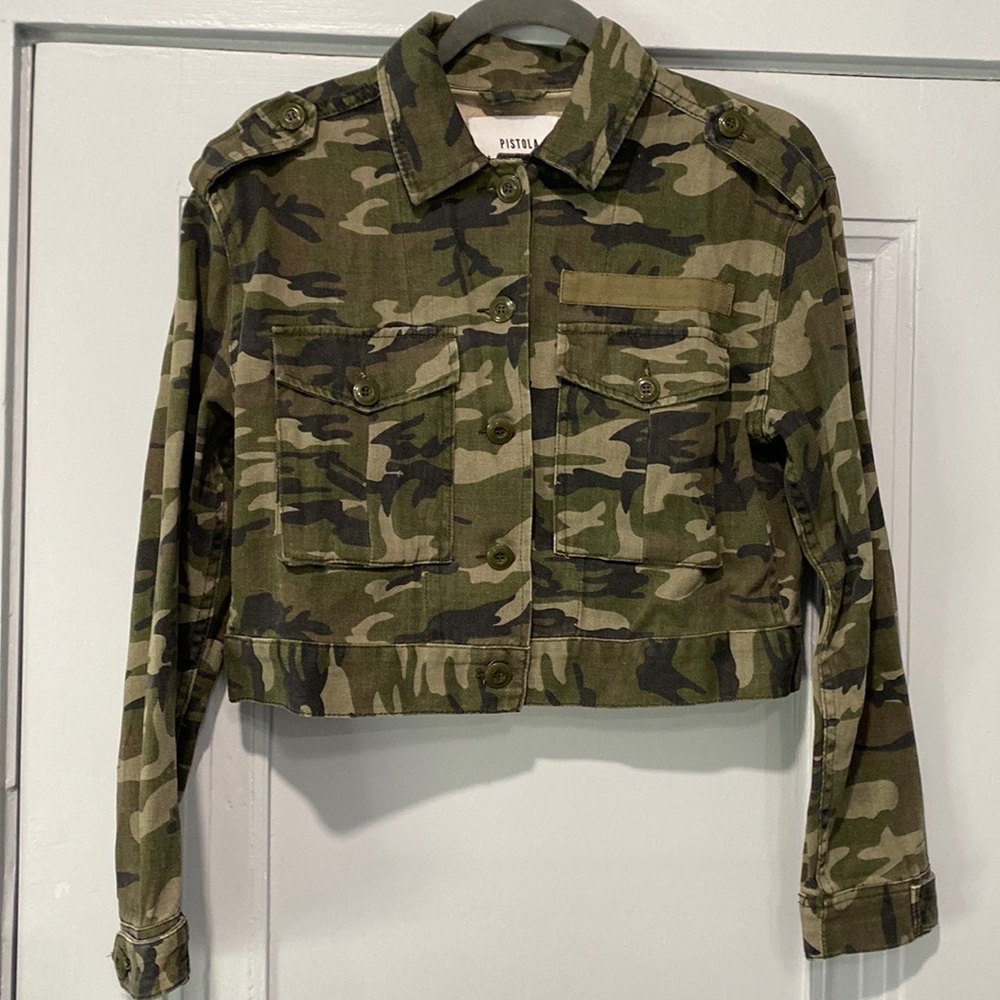 NWOT pistola camo denim cropped jacket size small - Picture 2 of 4